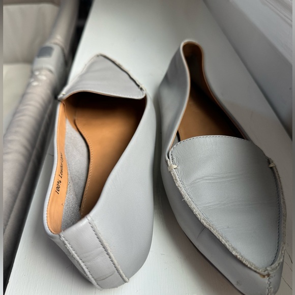 JCREW Powder Blue 100% Leather Slides Size 6 - Picture 3 of 4